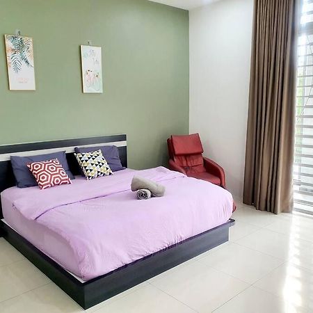 Modern Stylish 2Storey House 8Pax@Alma Near Jusco Villa Bukit Mertajam Exterior photo