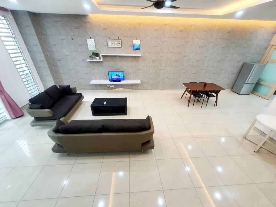 Modern Stylish 2Storey House 8Pax@Alma Near Jusco Villa Bukit Mertajam Exterior photo