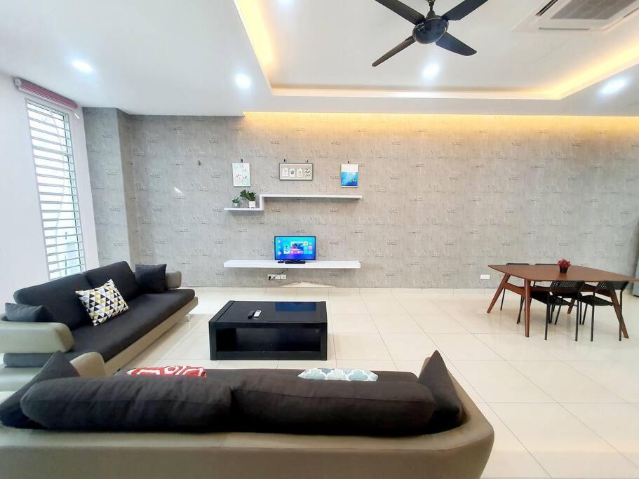 Modern Stylish 2Storey House 8Pax@Alma Near Jusco Villa Bukit Mertajam Exterior photo